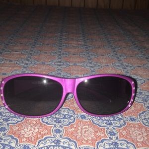 4/$10🌻🌻Super cute purple fanfare sun glasses